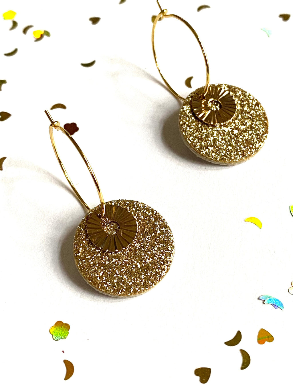 Créoles à paillettes dorées en acier inoxydable liège et cuir