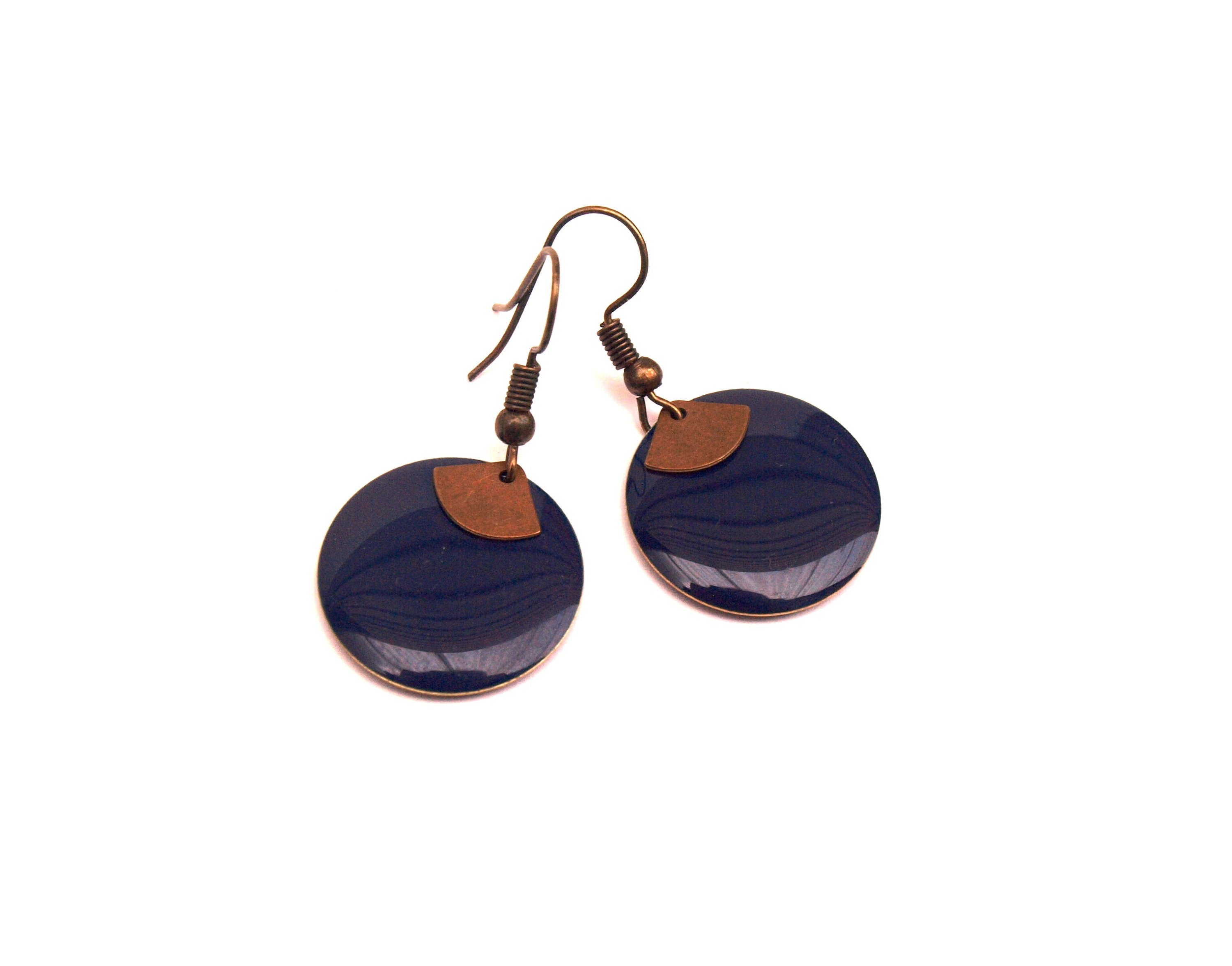 Boucles d'oreilles bleu nuit, bleu foncé, bleu marine et bronze sequin émaillé rond et pendentif éventail  - cadeau de noël pour femme