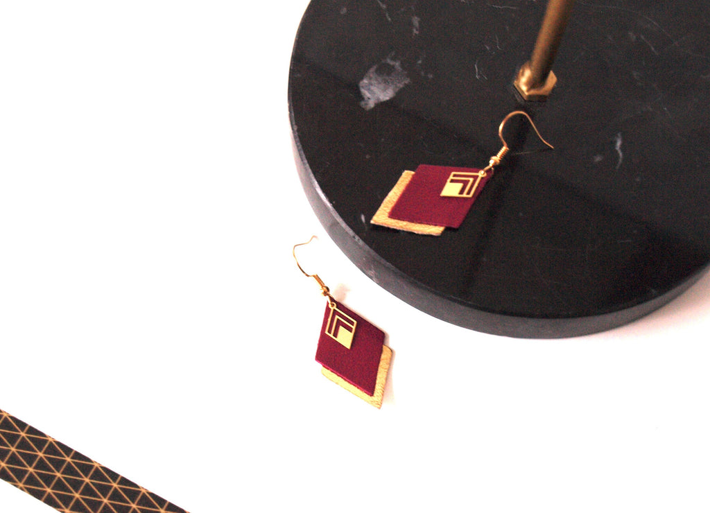 Boucles d'oreilles cuir bordeaux, prune et doré, boucles d'oreilles graphiques losanges - modèle LYA - cadeau de noël pour femme pour elle