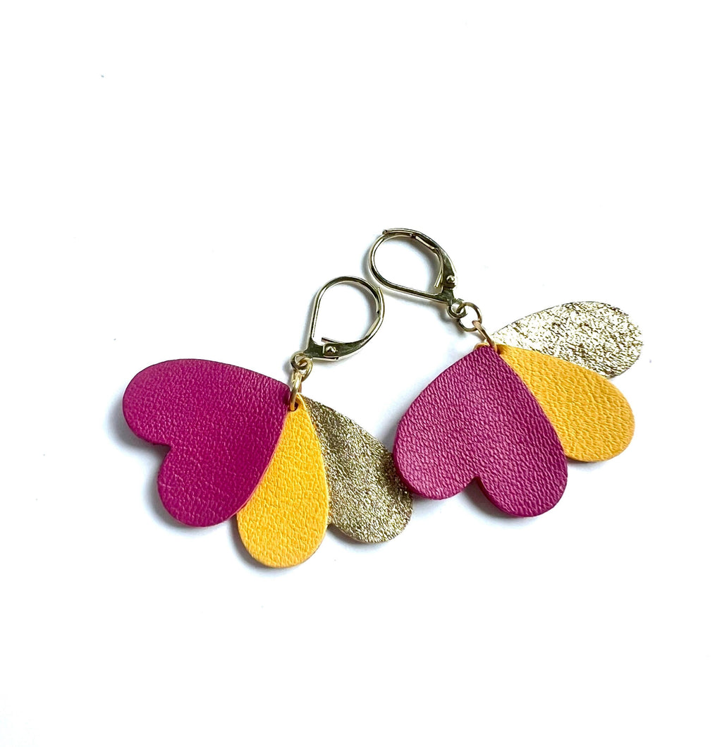 Boucles d’oreilles cœurs violet jaune et or en cuir upcyclé, bijoux artisanaux légers faits main boucles pendantes femme, cadeau original
