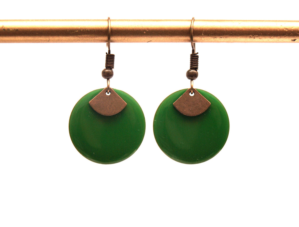 Boucles d'oreilles vert vif et bronze sequin émaillé rond et pendentif éventail  - cadeau de noël pour femme