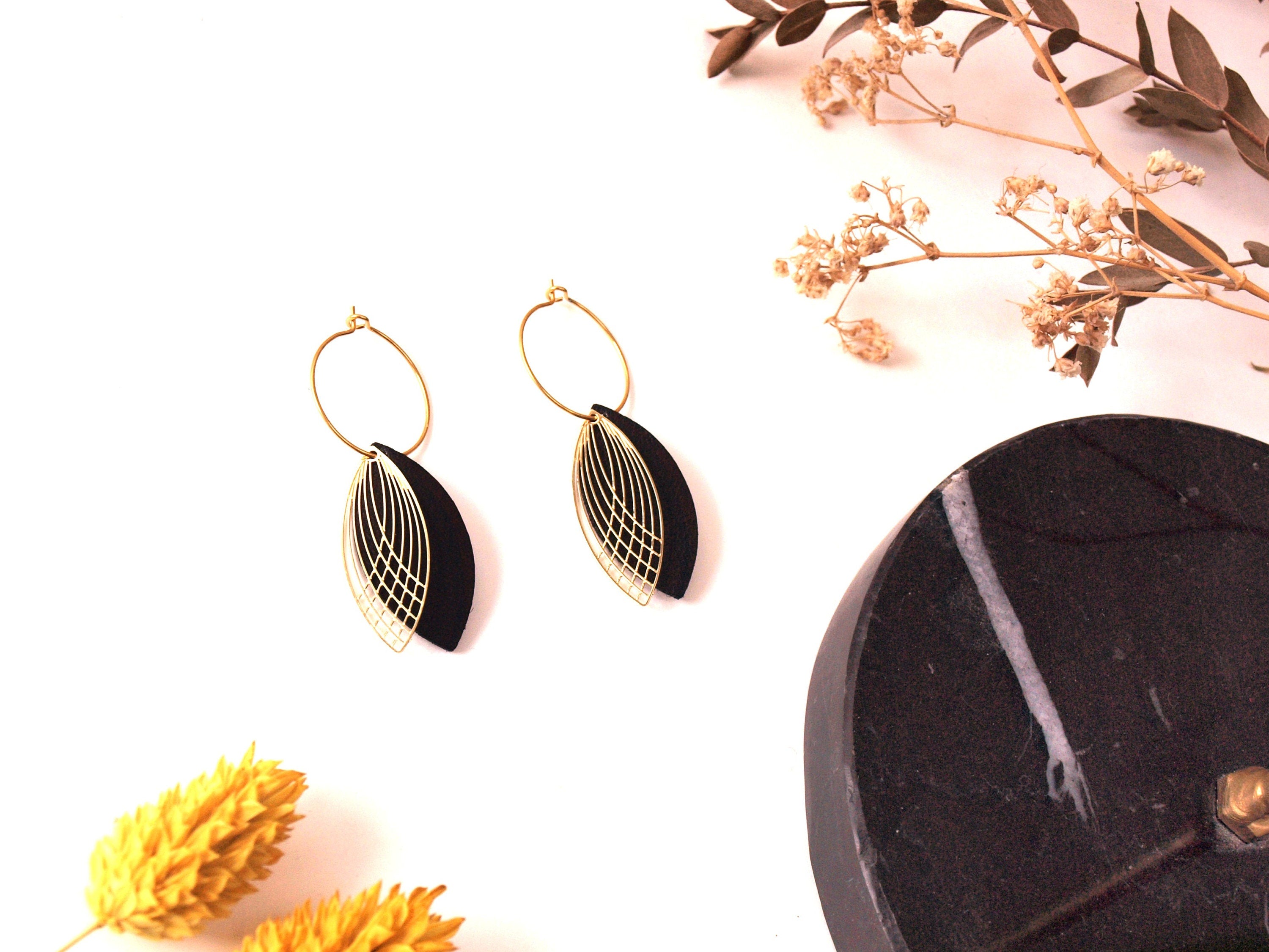 Boucles d'oreilles créoles acier inoxydable et cuir - noir et or - créoles style art déco - modèle SIENNA