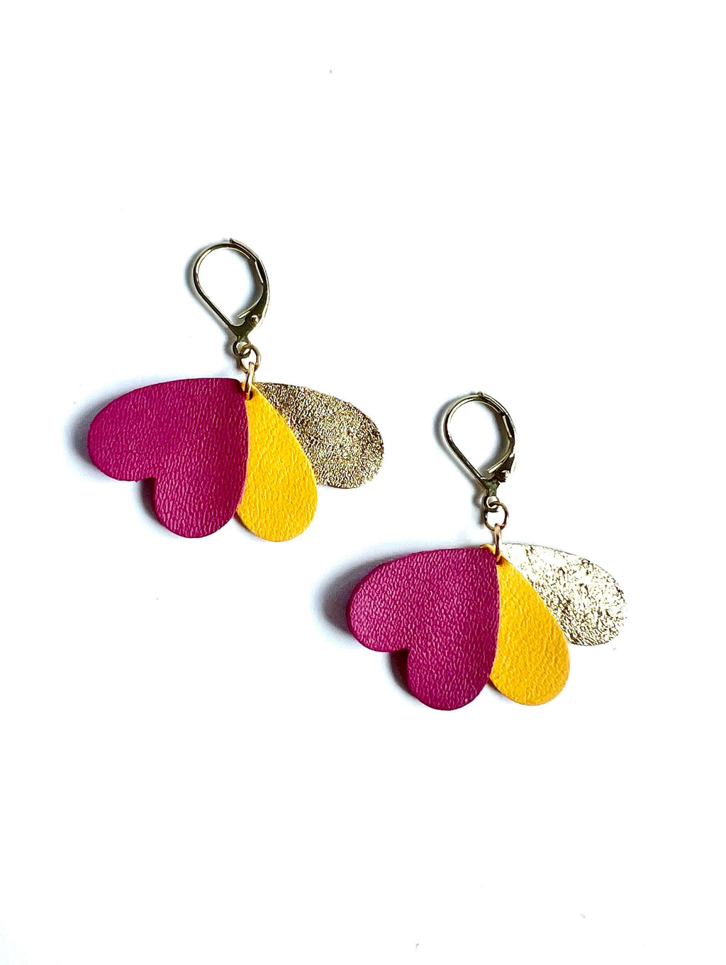 Boucles d’oreilles cœurs violet jaune et or en cuir upcyclé, bijoux artisanaux légers faits main boucles pendantes femme, cadeau original