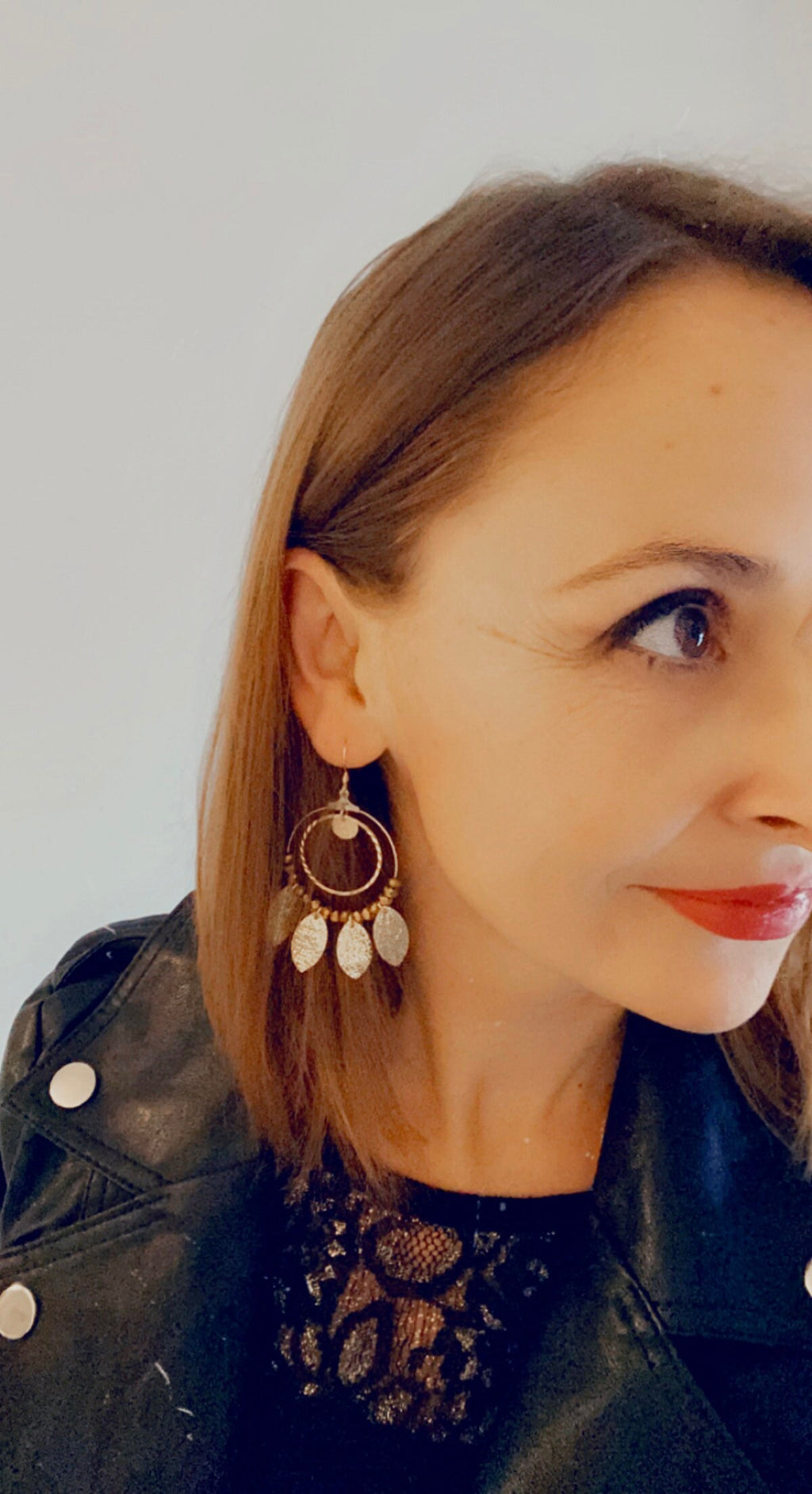 Boucles d’oreilles bohèmes style créoles en cuir doré et acier inoxydable