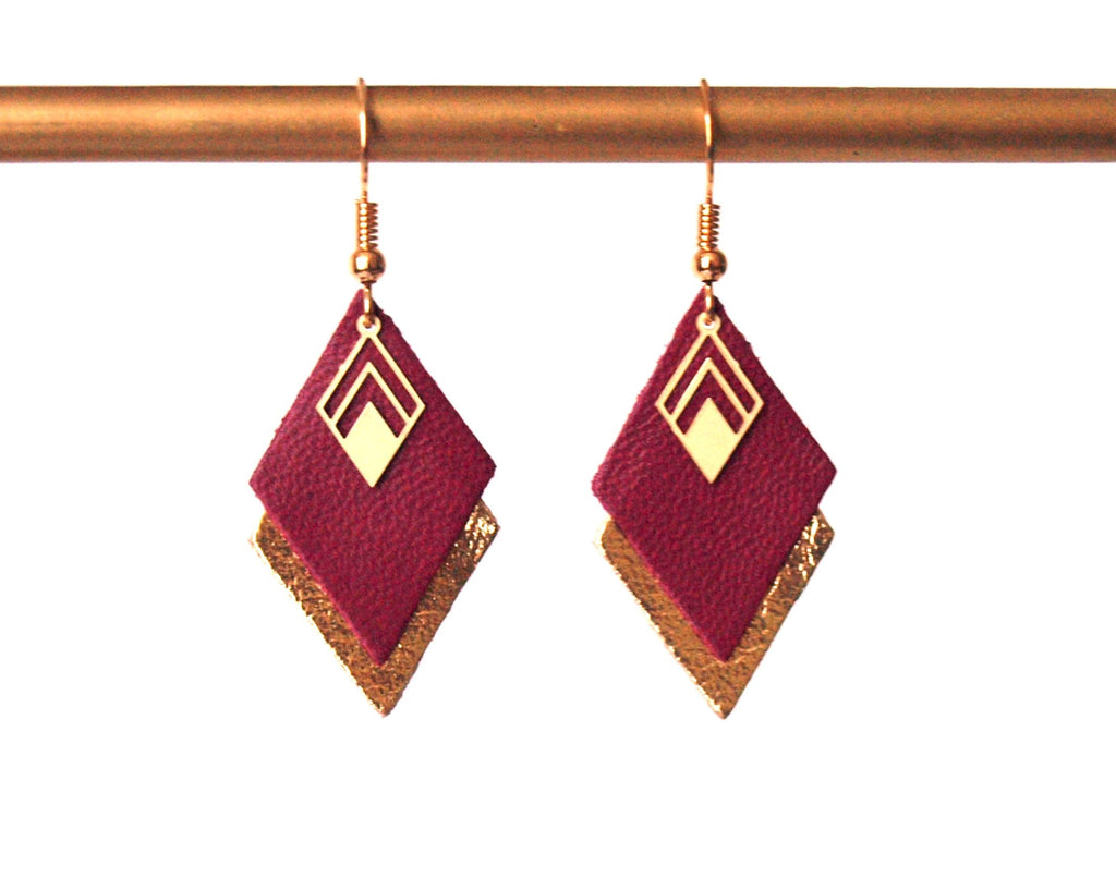 Boucles d'oreilles cuir bordeaux, prune et doré, boucles d'oreilles graphiques losanges - modèle LYA - cadeau de noël pour femme pour elle