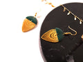 Boucles d'oreilles art déco plaqué or mat et sequin émaillé vert émeraude - cadeau femme