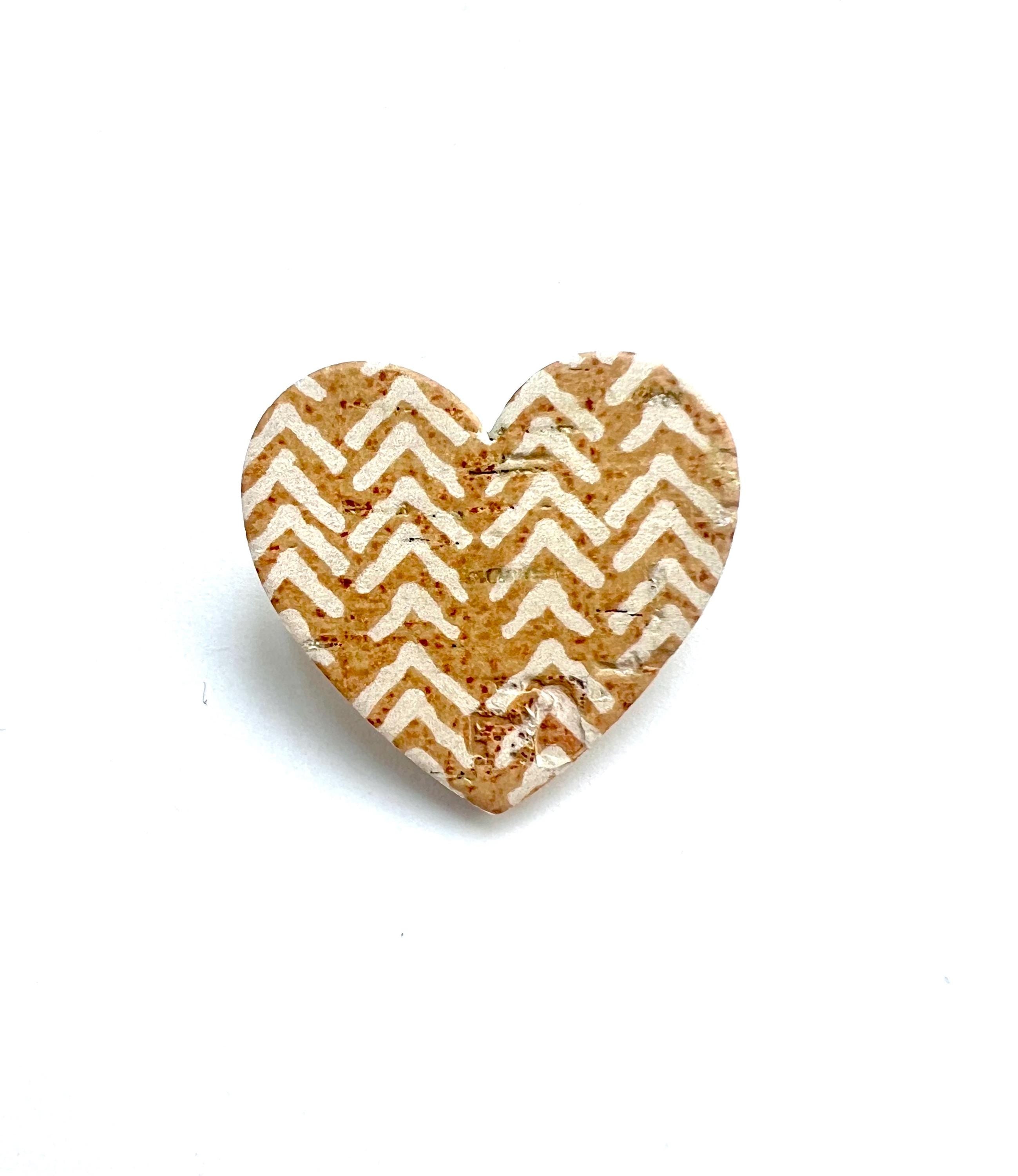 Broche coeur jaune et blanc en liège imprimé  doublé de cuir - cadeau fête des mères - cadeau maîtresse - cadeau pour elle