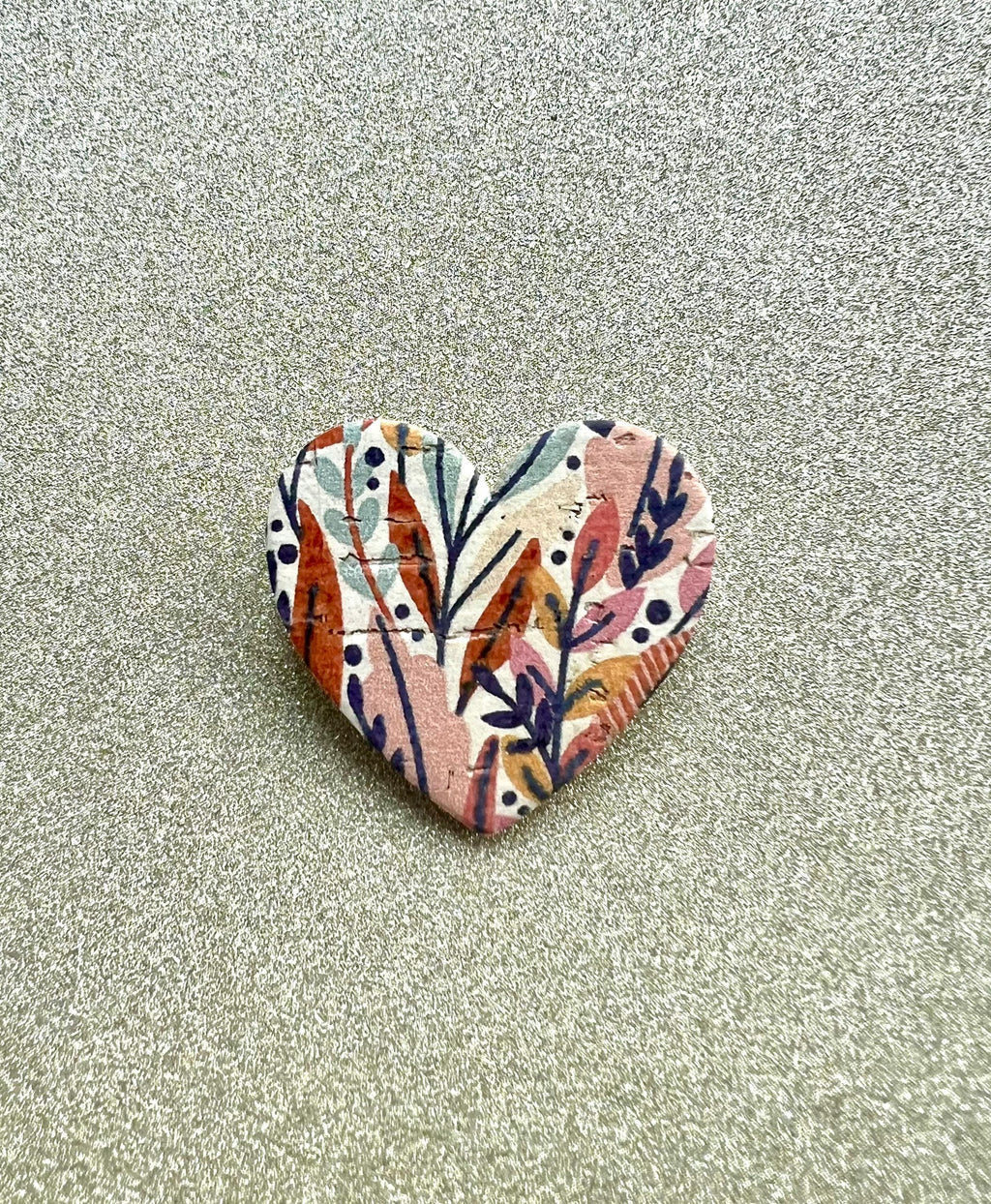 Broche cœur motif fleurs sauvages en liège - cadeau fête des mères  cadeau maîtresse - cadeau pour elle - cadeau femme  broche originale