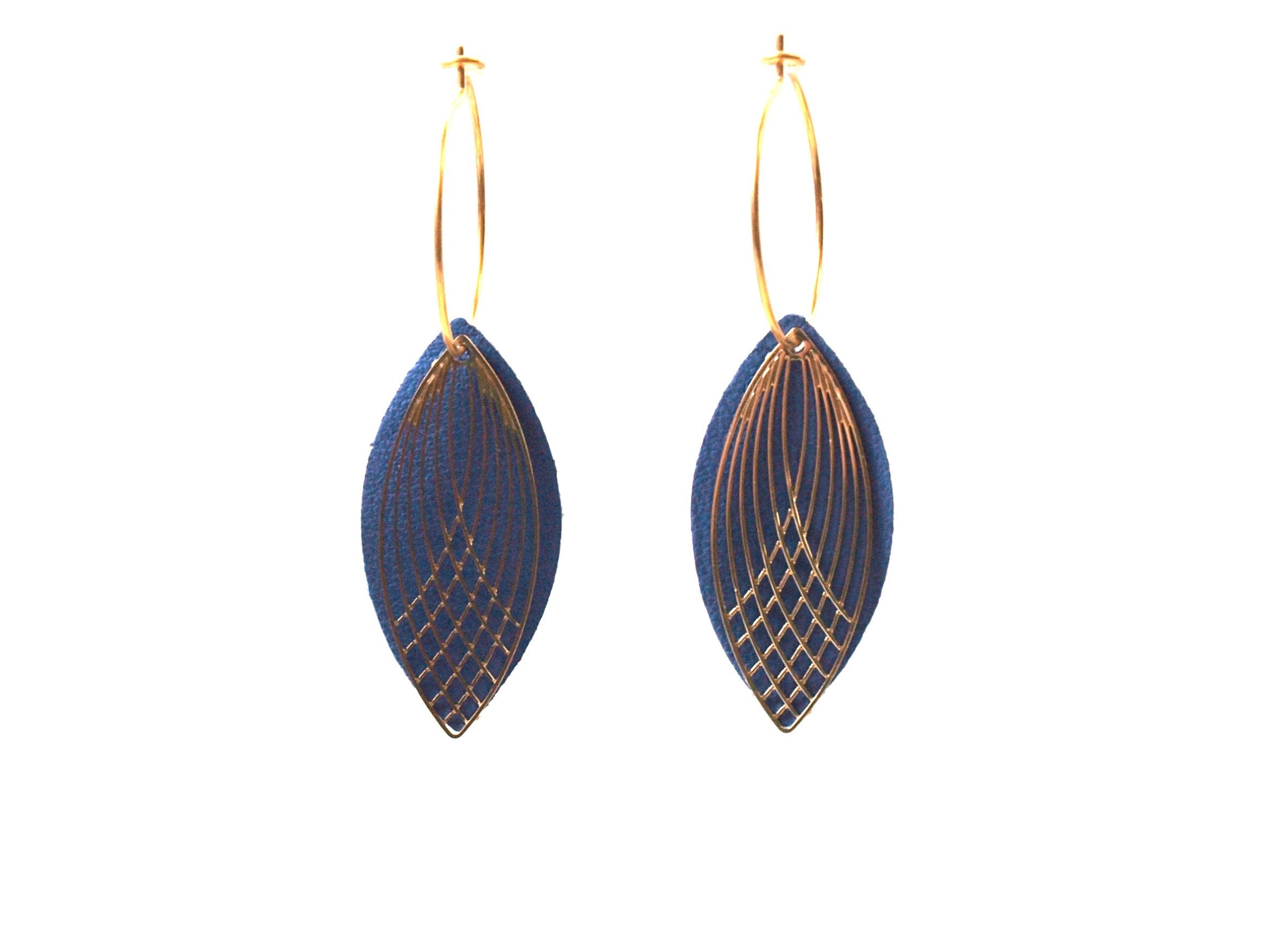 Boucles d'oreilles bleu lavande et or - créoles acier inoxydable et cuir - créoles style art déco - modèle SIENNA