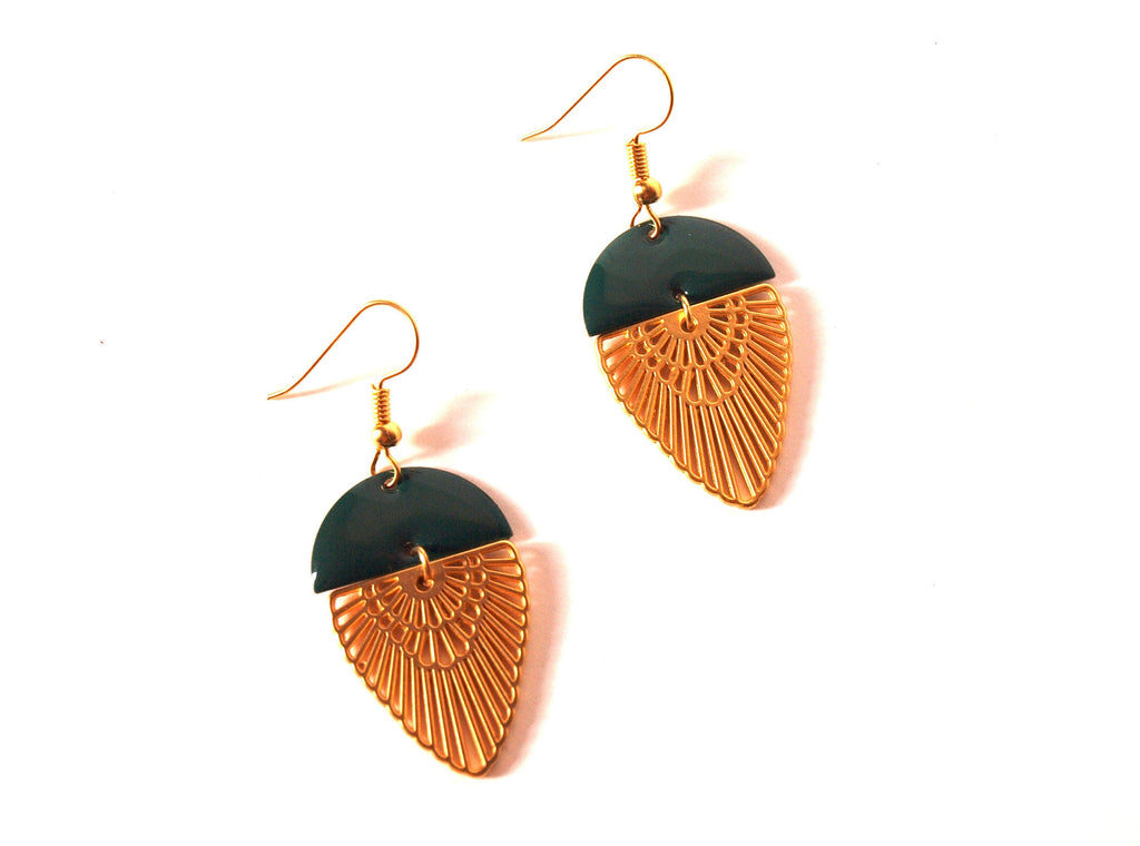 Boucles d'oreilles art déco plaqué or mat et sequin émaillé vert émeraude - cadeau femme