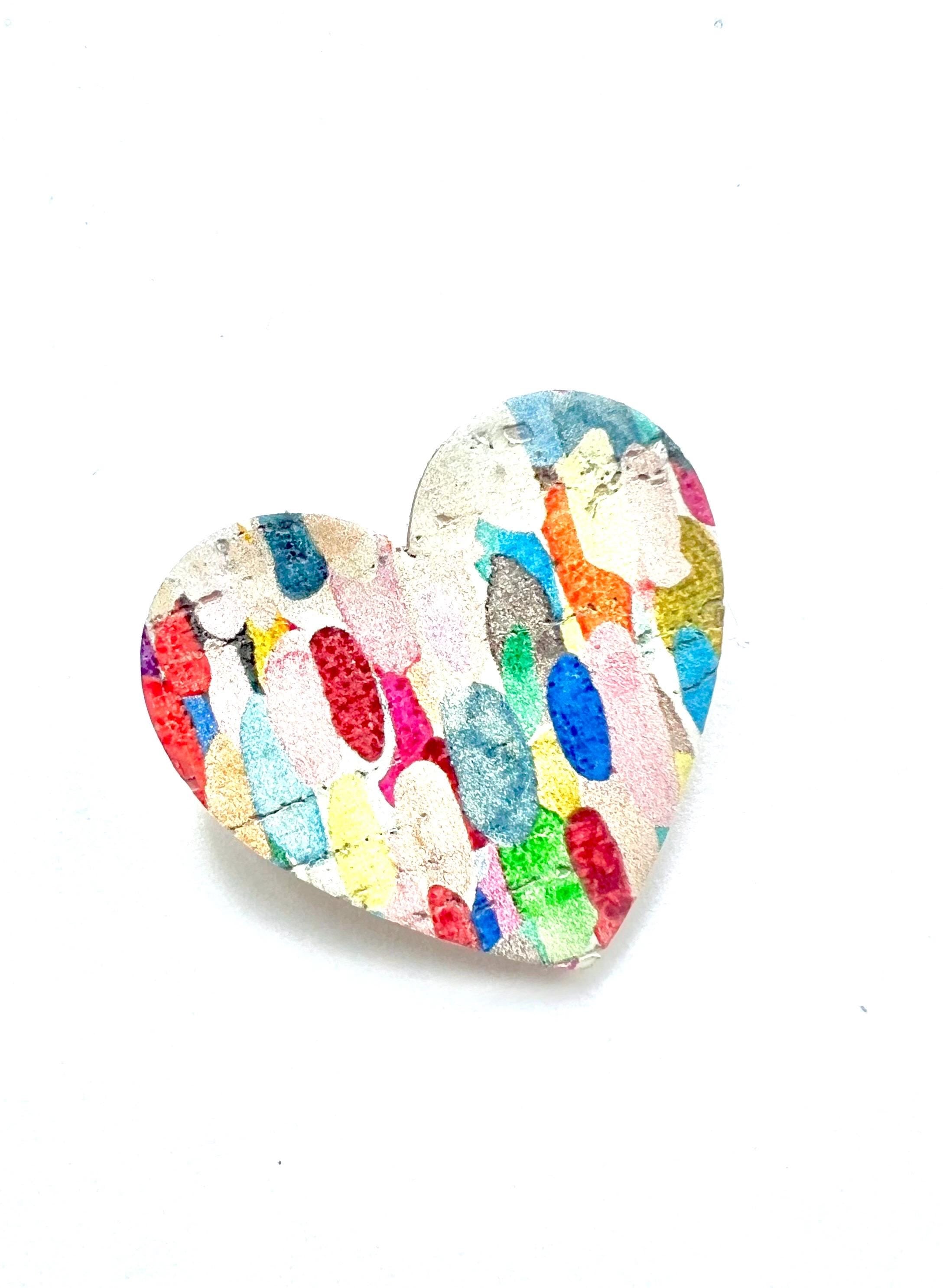 Broche multicolore cœur en liège et cuir - cadeau fête des mères - cadeau maîtresse - cadeau pour elle - cadeau femme - broche originale