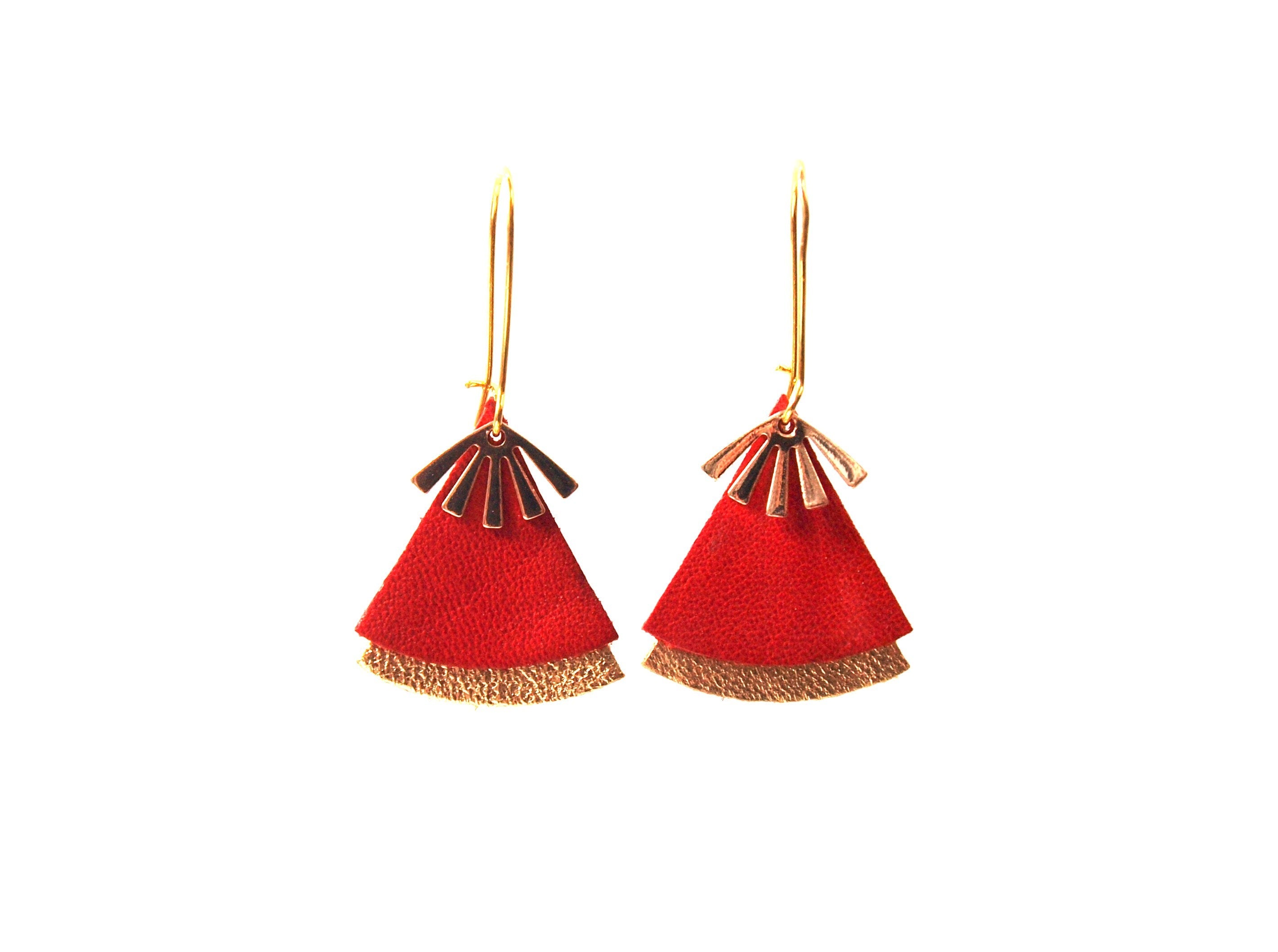 Boucles d'oreilles en cuir rouge et or, forme éventail - boucles d'oreilles ethniques modèle STELLA