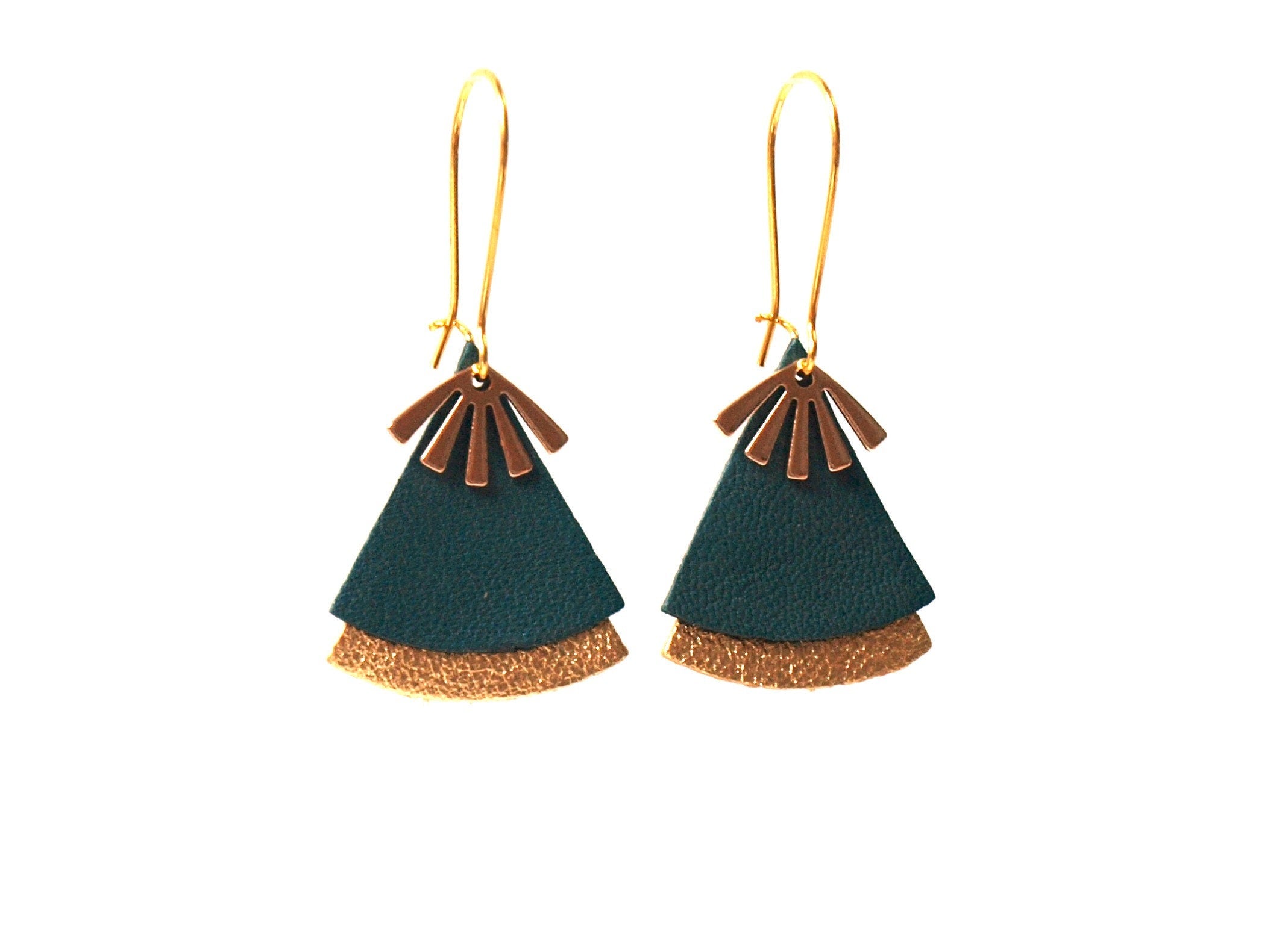 Boucles d'oreilles vert émeraude et or, en cuir, forme éventail - boucles d'oreilles ethniques modèle STELLA