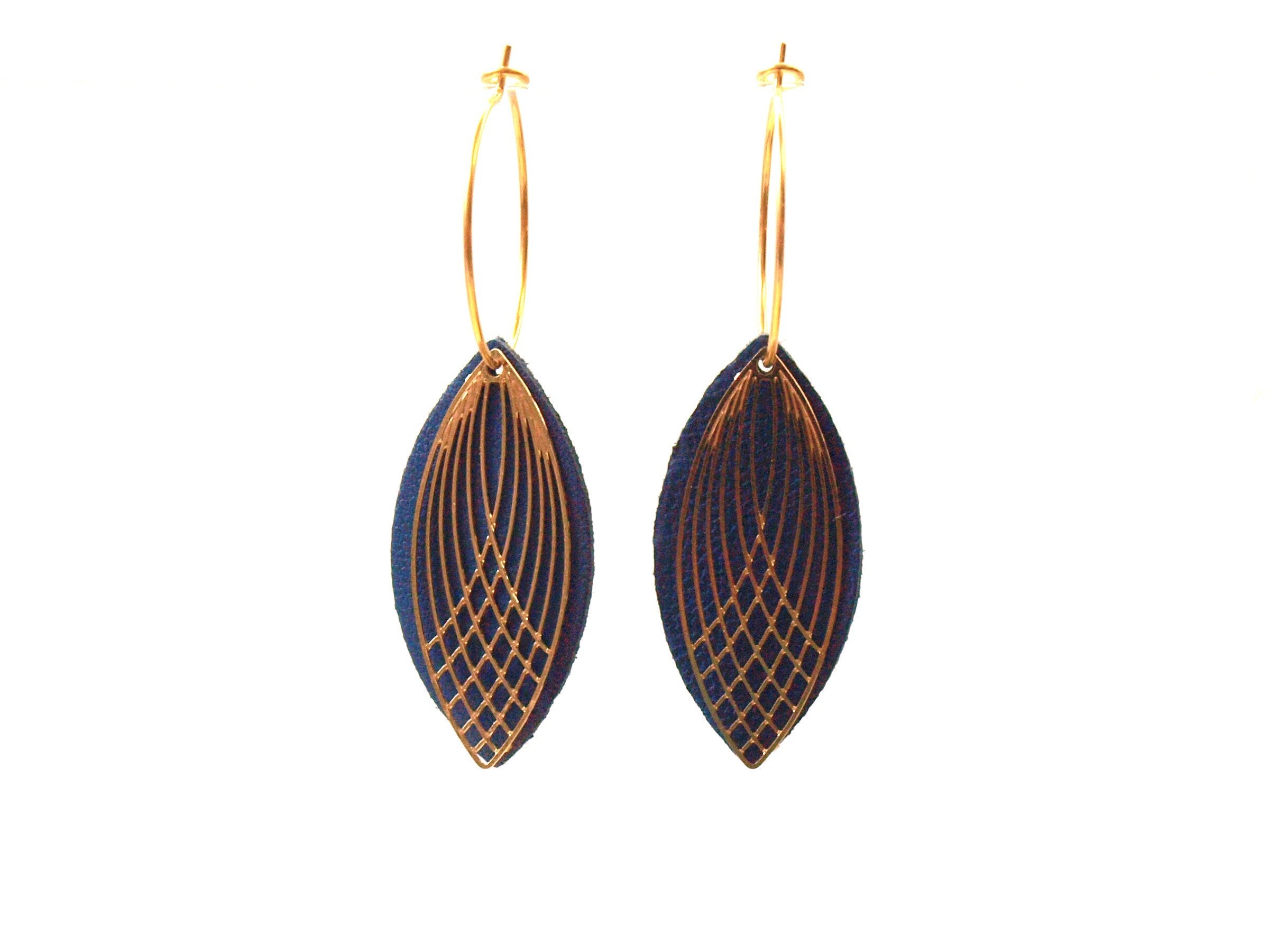 Boucles d'oreilles créoles acier et cuir - bleu canard et or - créoles style art déco - modèle SIENNA