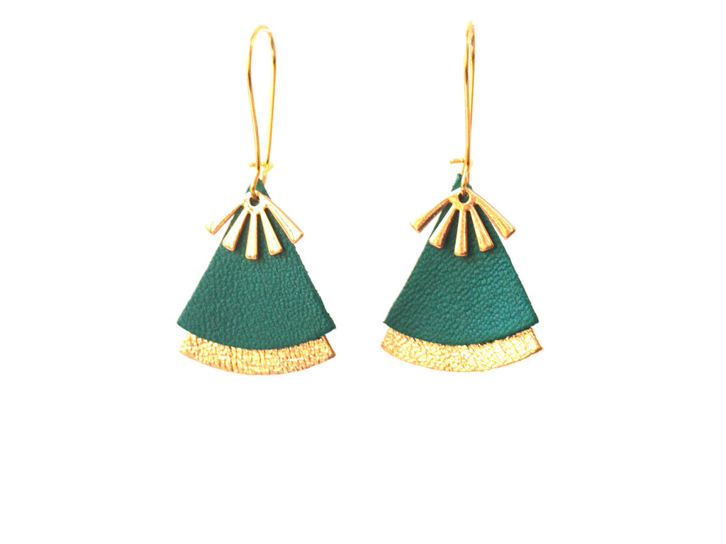 Boucles d'oreilles vert et or, en cuir, forme éventail - boucles d'oreilles ethniques modèle STELLA