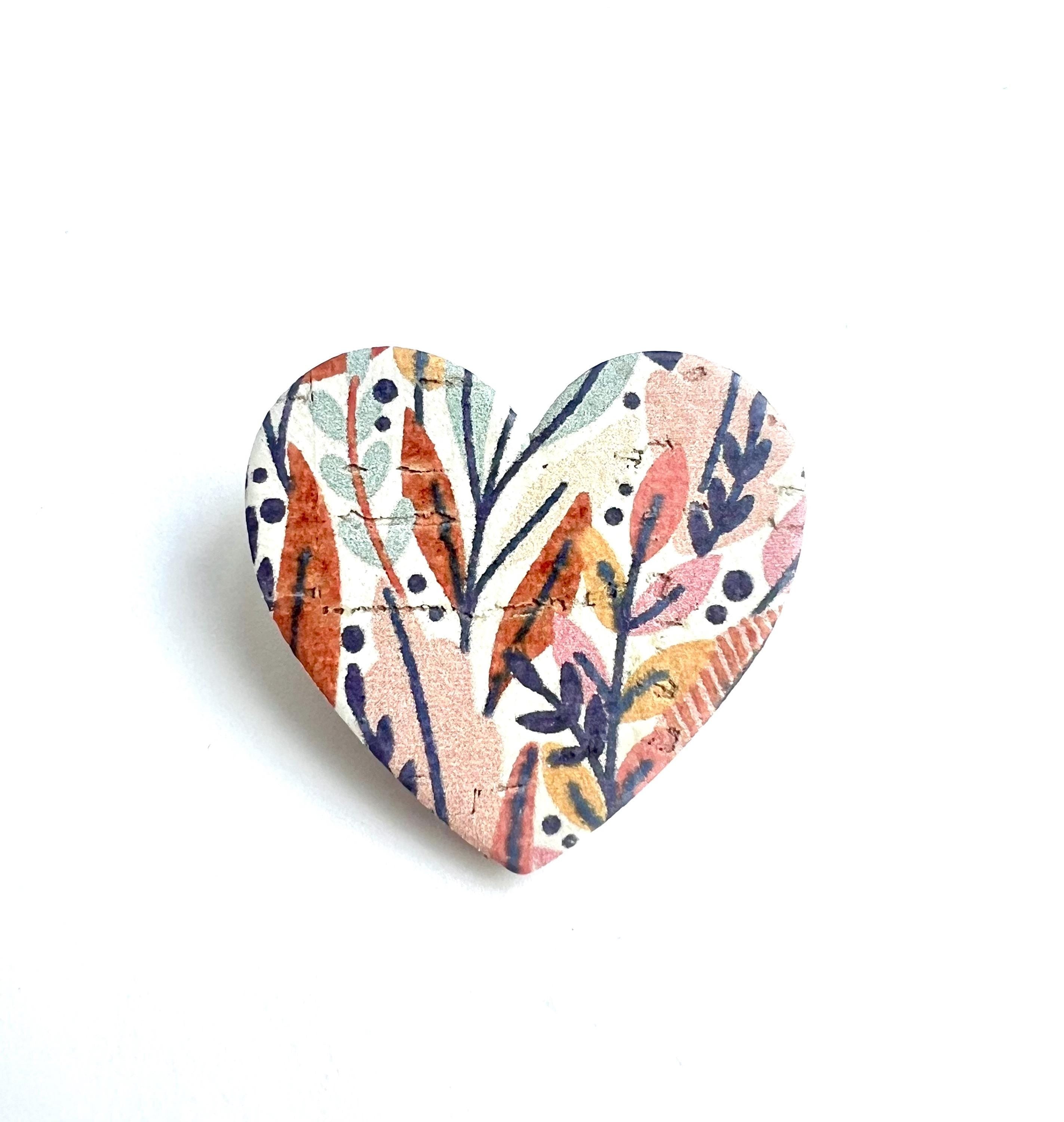 Broche cœur motif fleurs sauvages en liège - cadeau fête des mères  cadeau maîtresse - cadeau pour elle - cadeau femme  broche originale