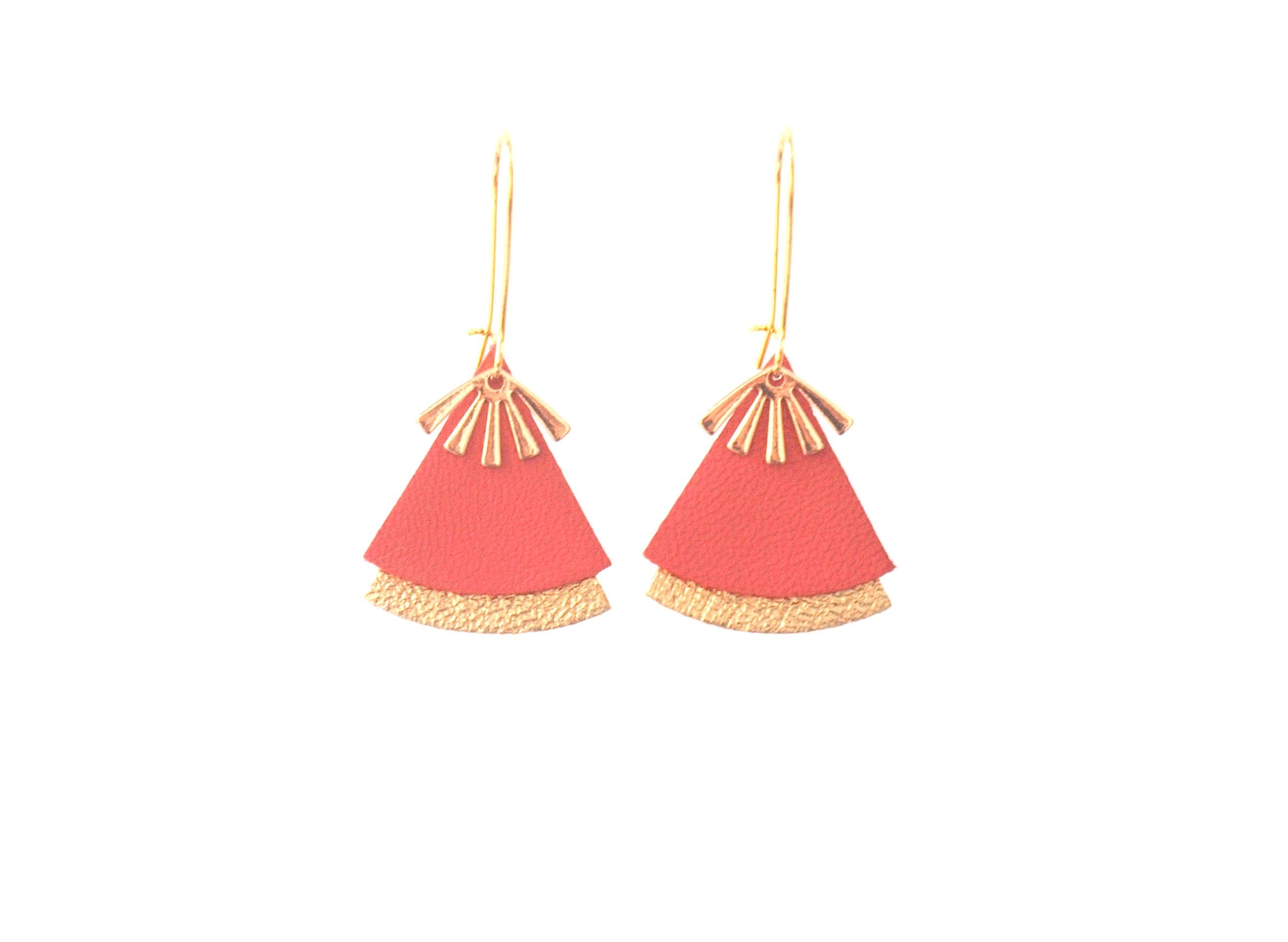 Boucles d'oreilles cuir corail et or modèle STELLA