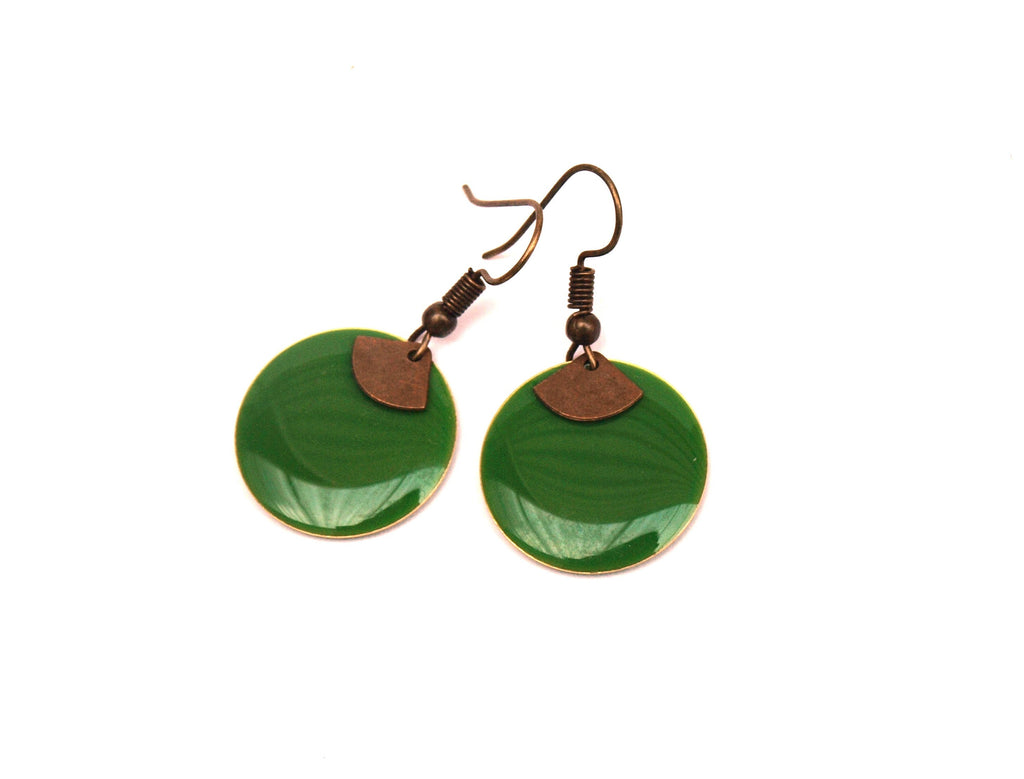 Boucles d'oreilles vert vif et bronze sequin émaillé rond et pendentif éventail  - cadeau de noël pour femme