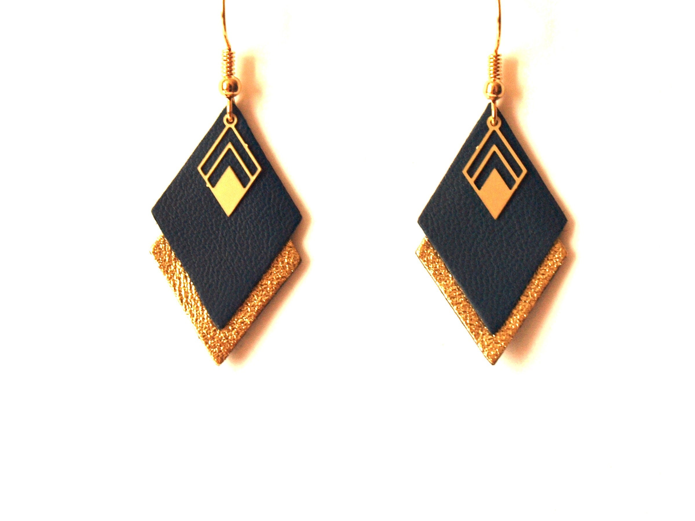 Boucles d'oreilles cuir bleu canard et or, boucles d'oreilles graphiques losanges géométriques - modèle LYA - cadeau noël pour femme