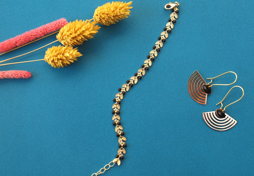 Bracelet fin or et noir - chaîne épis émaillée - bracelet femme à juxtaposer - superposition bracelets - bracelet boheme - cadeau pour elle