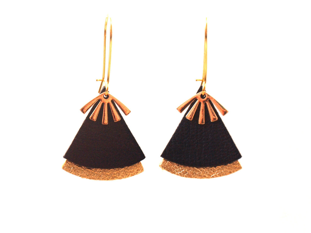 Boucles d'oreilles cuir noir et or, forme éventail - boucles d'oreilles art déco, ethniques modèle STELLA