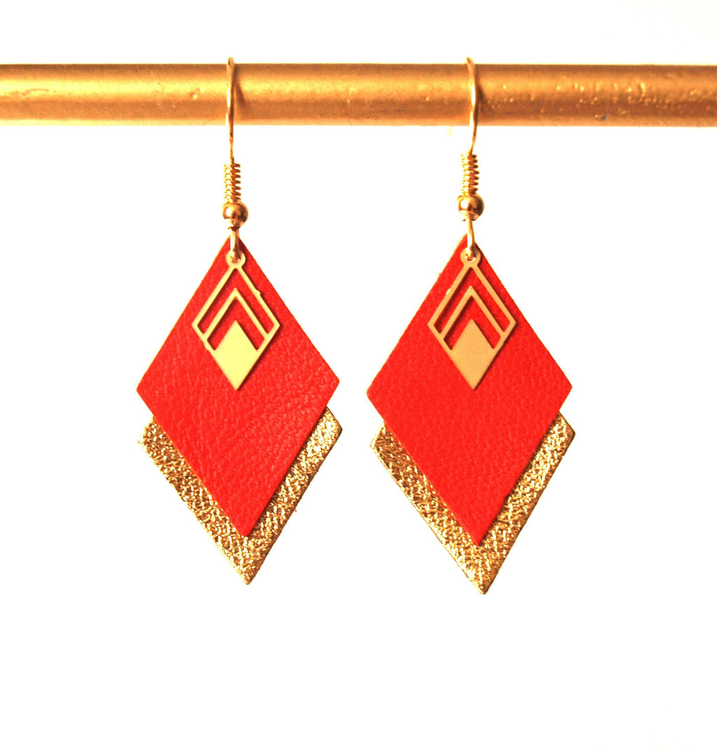Boucles d'oreilles cuir rouge et or, boucles d'oreilles graphiques losanges - modèle LYA - cadeau de noël pour femme pour elle