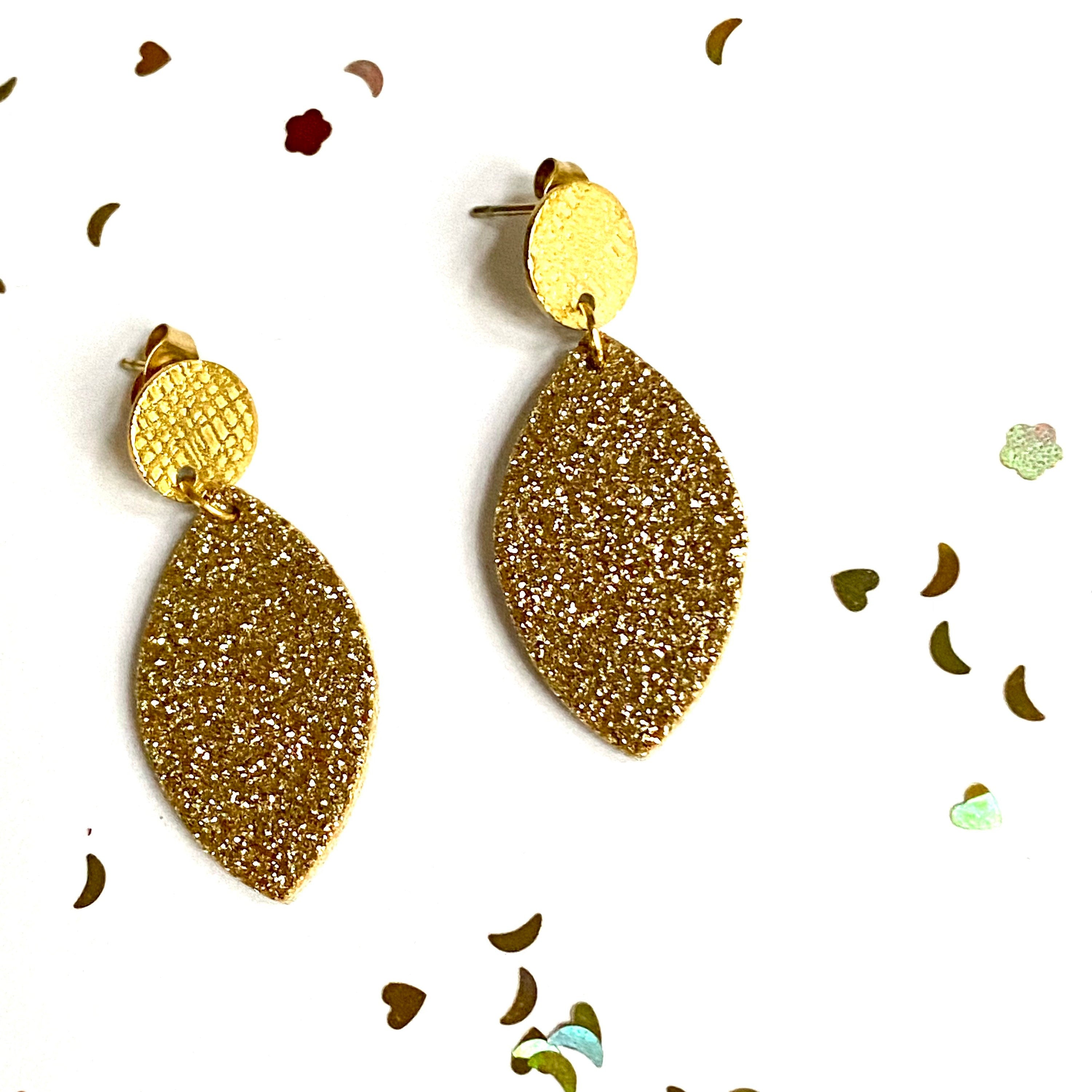 Boucles d'oreilles dorées à paillettes en liège, cuir et acier forme feuille LOAN