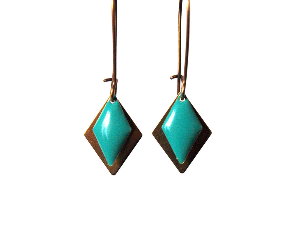 Boucles d'oreilles sequin émaillé graphiques - losange émaillé rouge grenat sur laiton brut - monture bronze - cadeau de noël femme