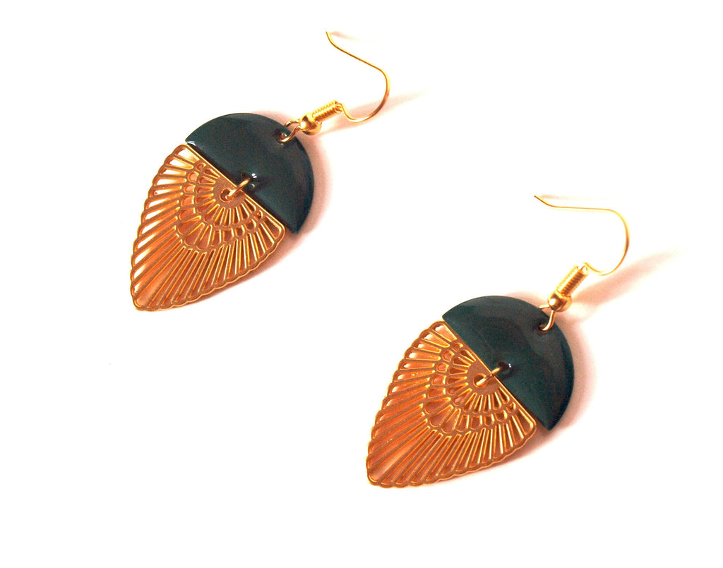 Boucles d'oreilles art déco plaqué or mat et sequin émaillé vert émeraude - cadeau femme