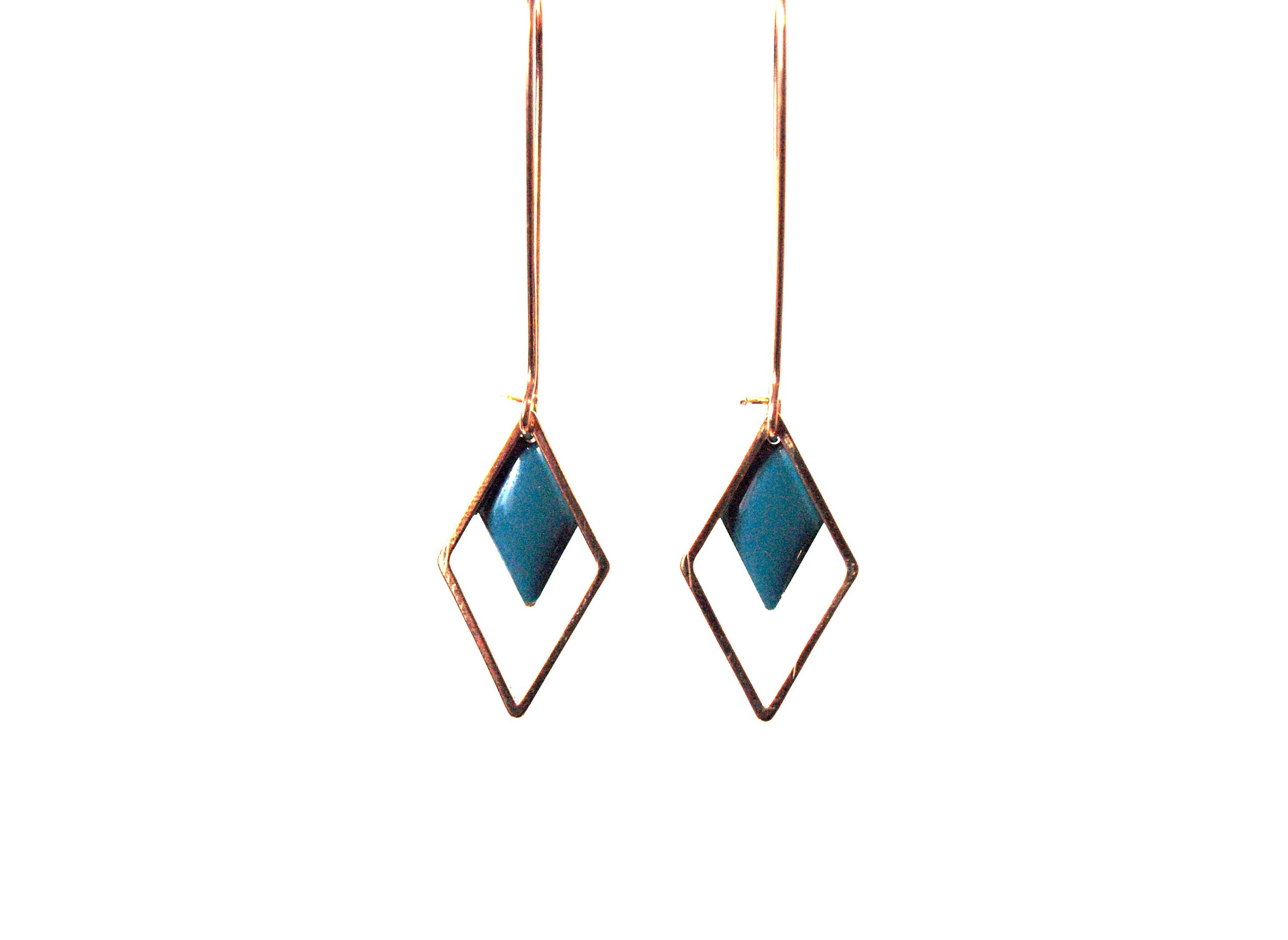 Boucles d'oreilles sequin émaillé losange bleu canard sur monture en laiton doré - boucles d'oreilles graphiques minimalistes