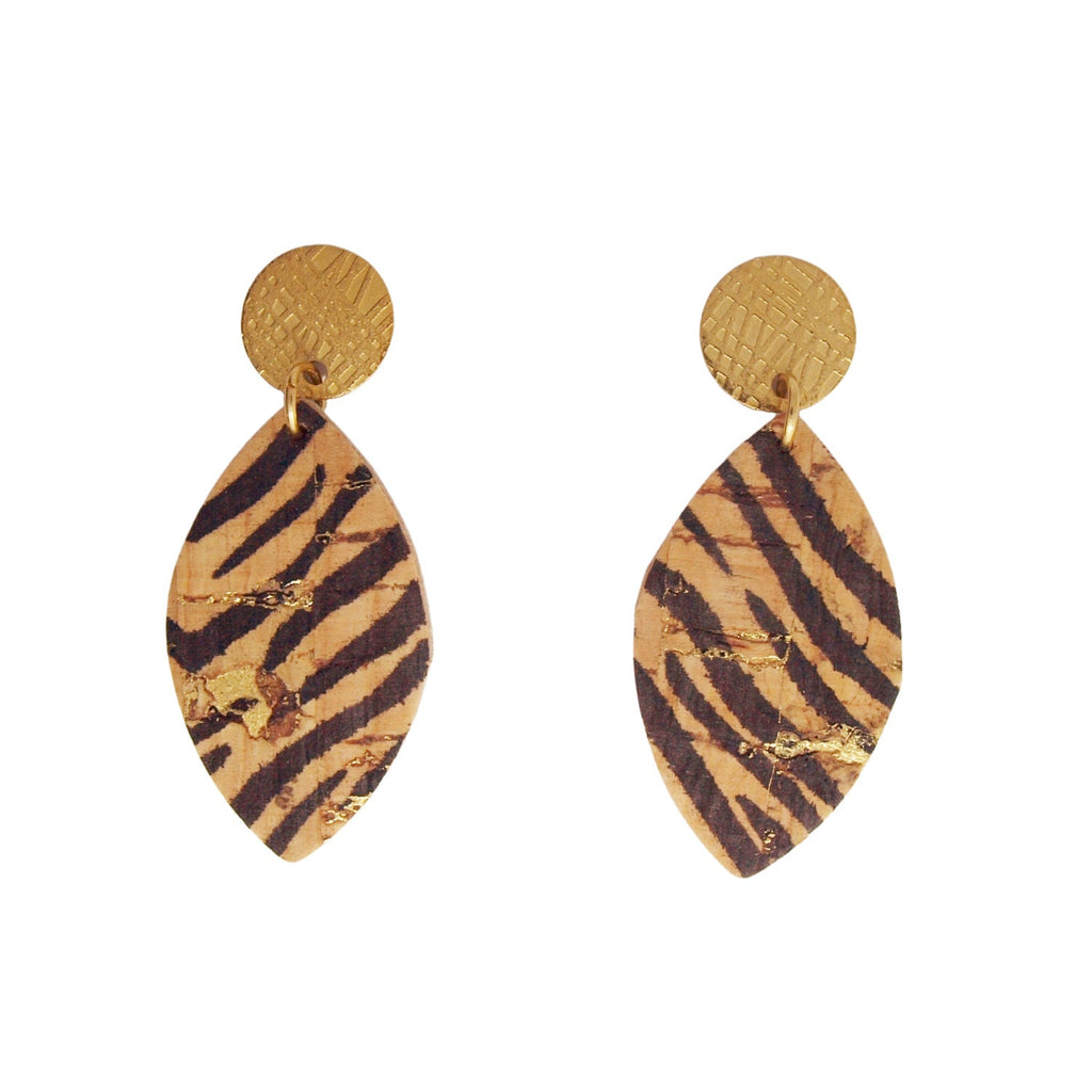 Boucles d'oreilles motif zébré noir et or en liège, cuir et acier forme feuille LOAN