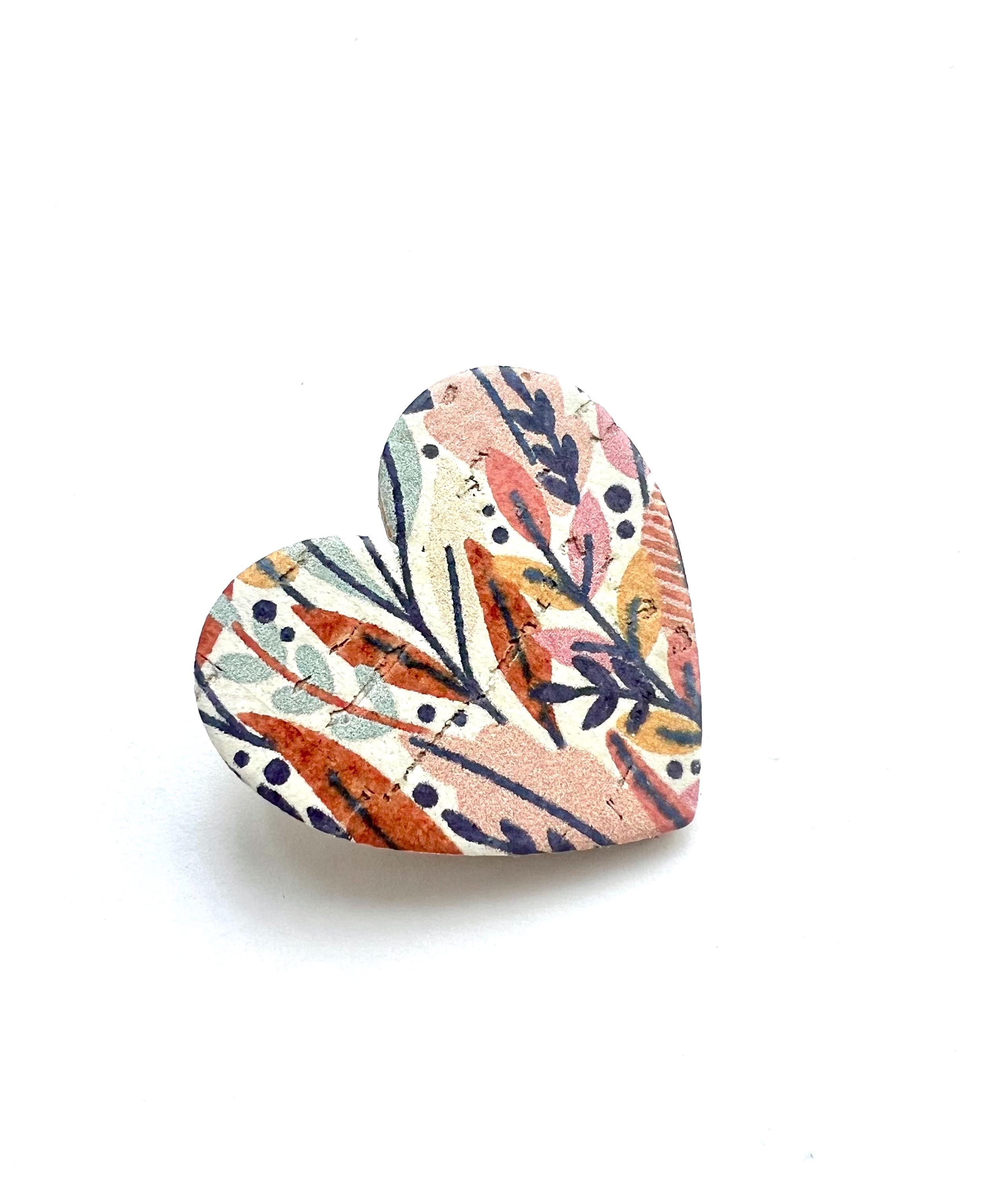 Broche cœur motif fleurs sauvages en liège - cadeau fête des mères  cadeau maîtresse - cadeau pour elle - cadeau femme  broche originale