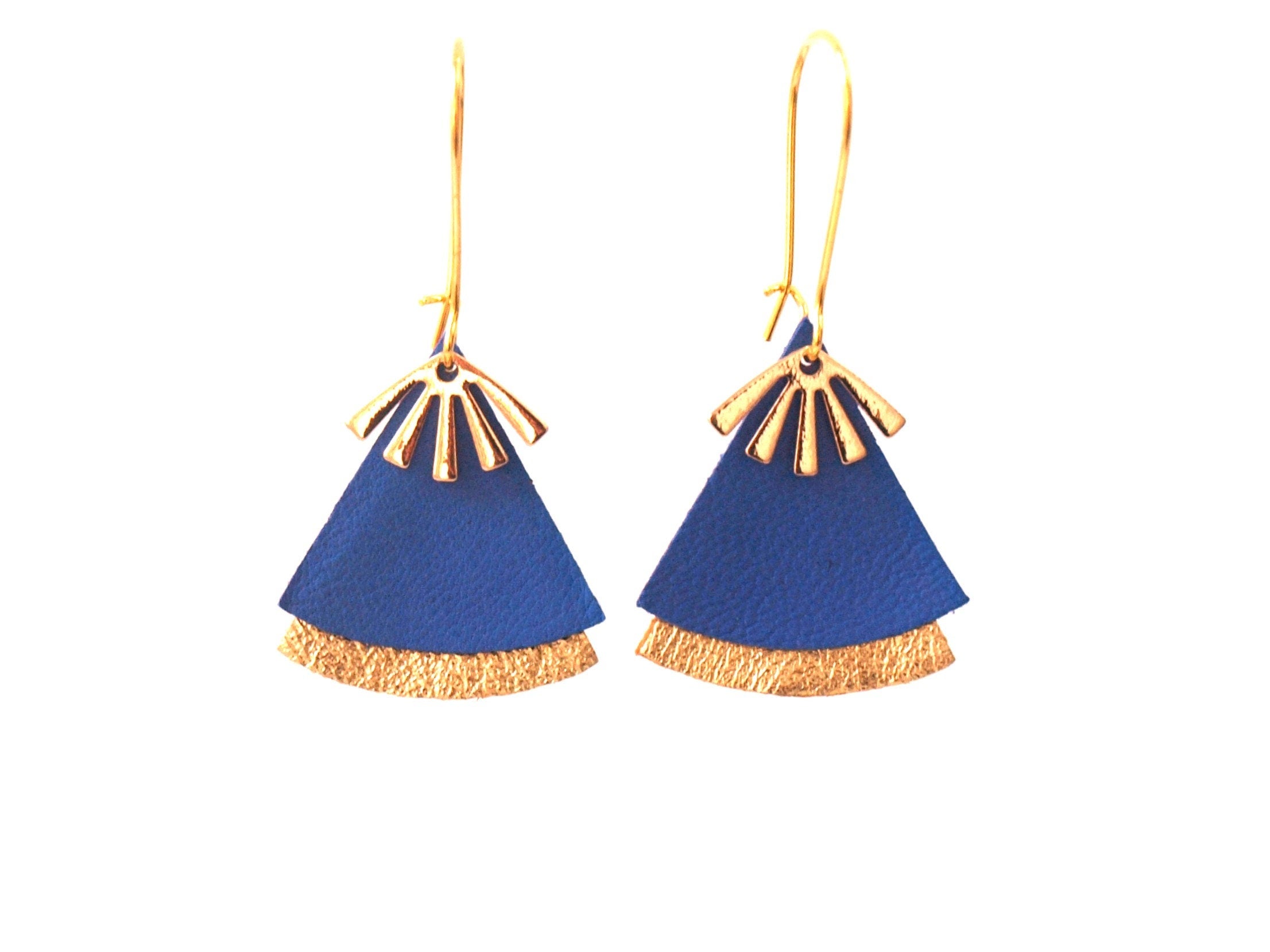 Boucles d'oreilles originales en cuir bleu et or, bleu vif, lavande et doré - forme éventail - style art déco, ethniques modèle STELLA