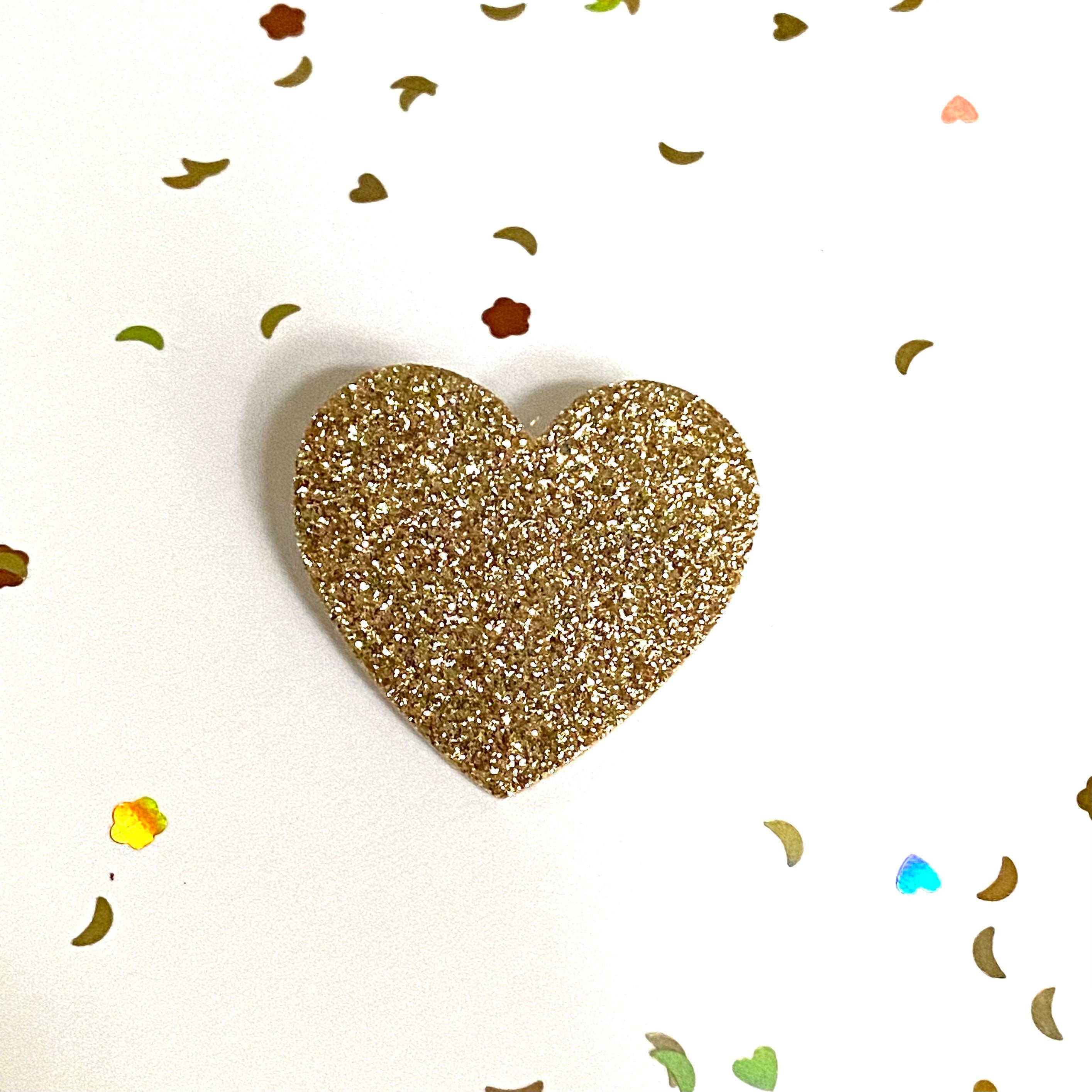 Broche coeur à paillettes en liège doublé de cuir
